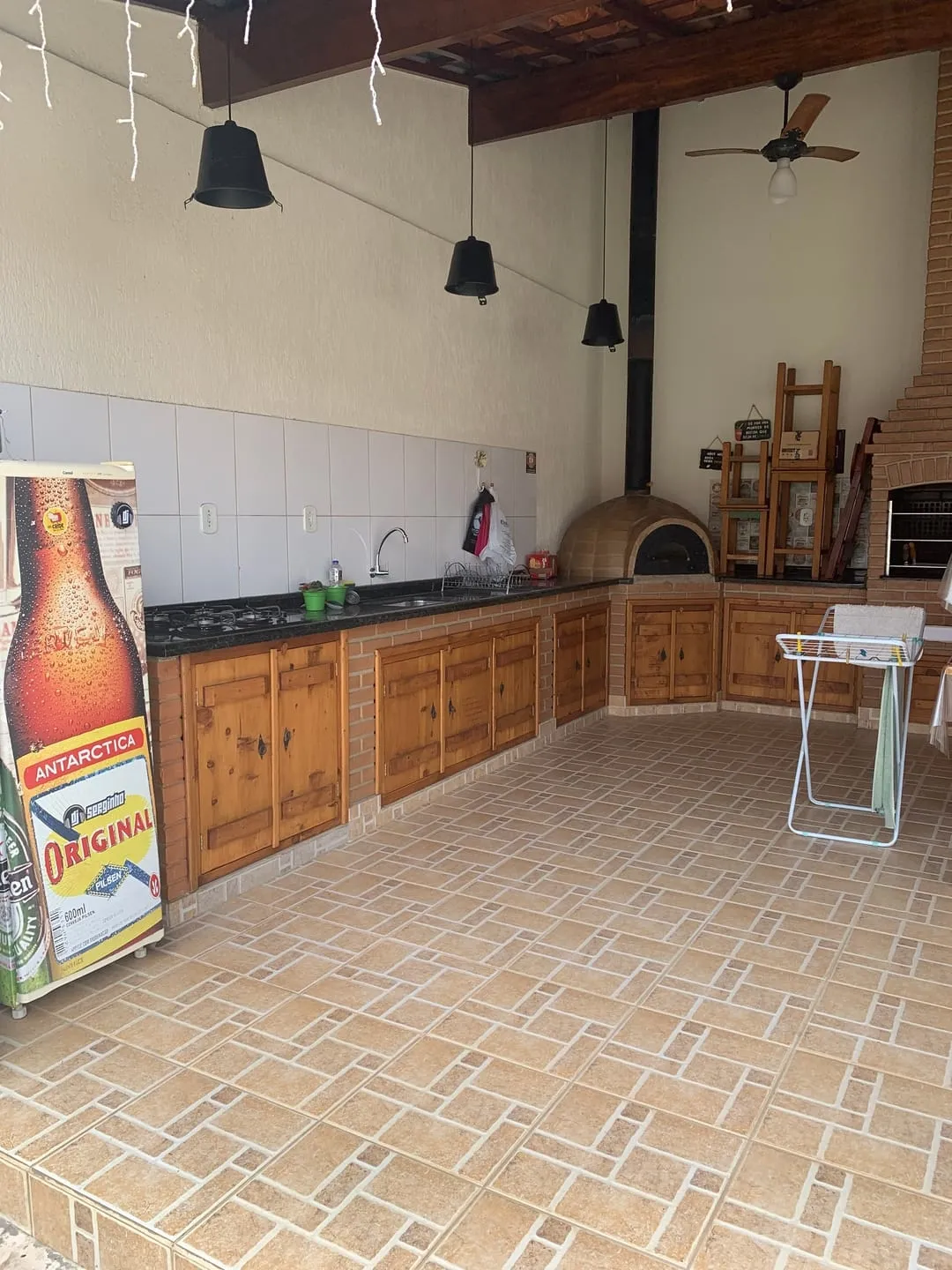 Casa à venda 2 Quartos, 2 Vagas, 300M², Jardim Santa Cecília, Pindamonhangaba - SP