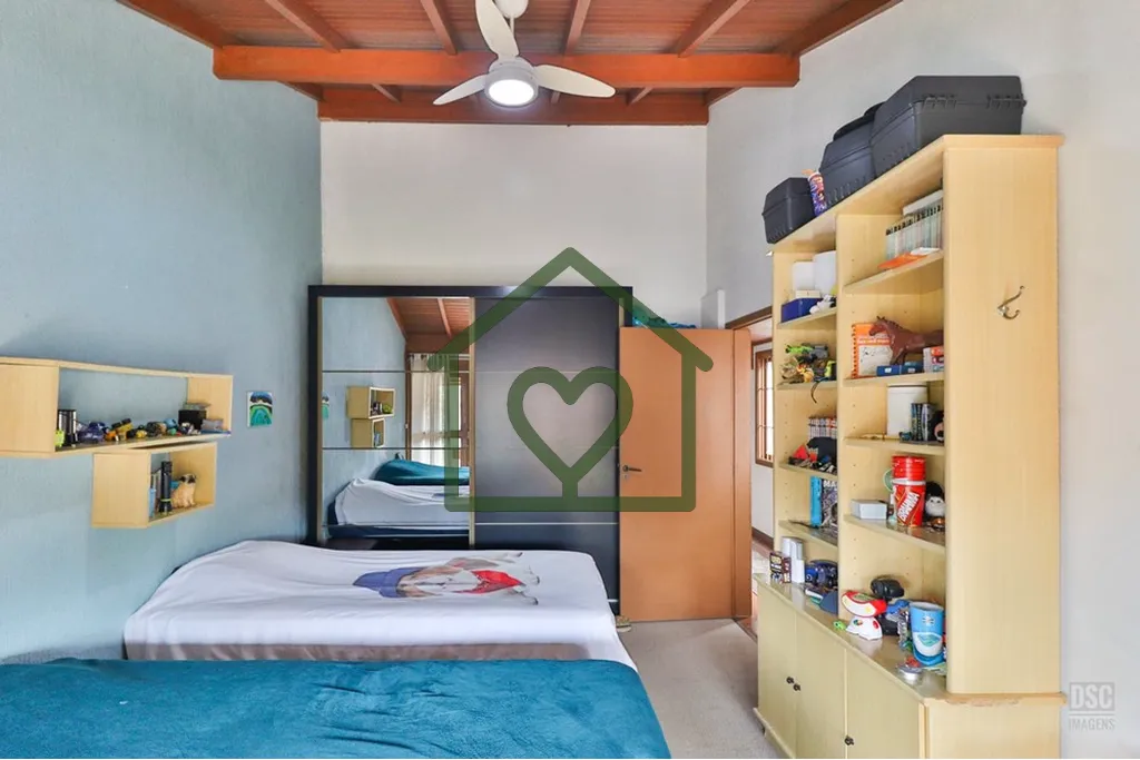 Imagem Apresentamos uma incrível oportunidade de adquirir esta linda casa. Esta propriedade oferece um est...