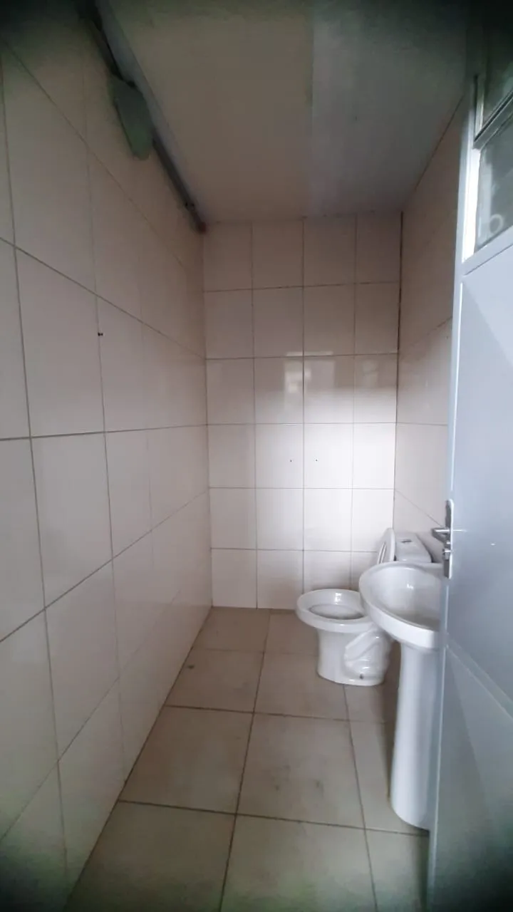 Imagem Barracão para alugar em Sorocaba com 320 m², 2 banheiros e 2 vagas na Avenida Elias Maluf