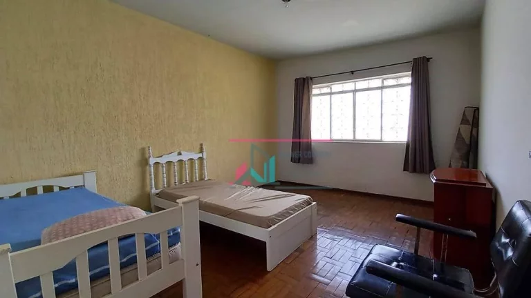 Imagem Sobrado com 3 dormitórios à venda - Centro - Cachoeira Paulista/SP