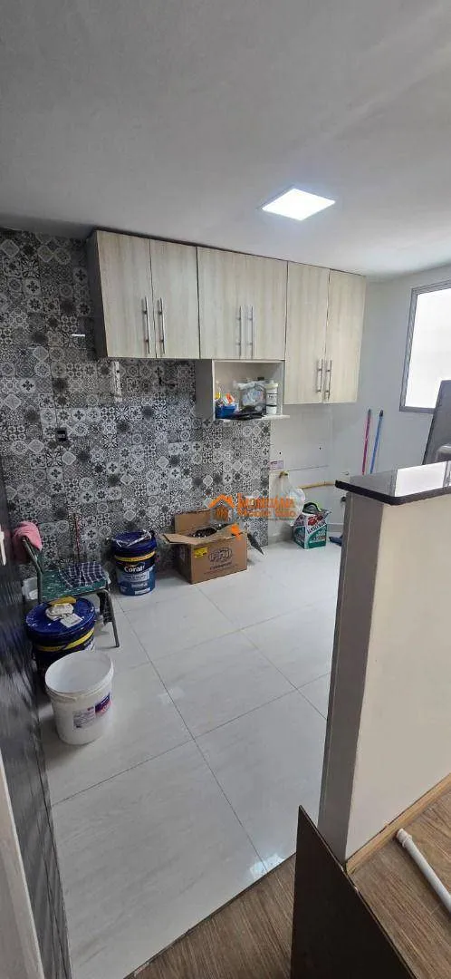 Imagem Apartamento com 2 dormitórios à venda, 49 m² por R$ 235.000,00 - Água Chata - Guarulhos/SP