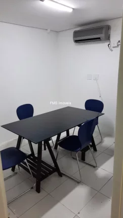 Imagem Excelente oportunidade de locação: Loja comercial de 250m² com 3 banheiros e 15 vagas de garagem no Morumbi, São Paulo-SP!