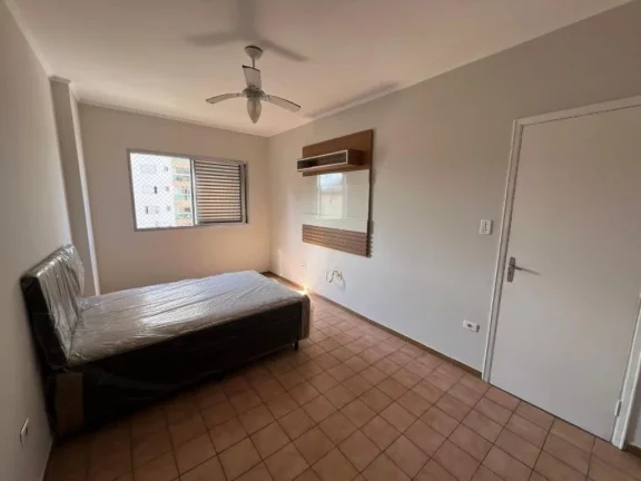 Imagem Apartamento à Venda em Guilhermina, Praia Grande - SP