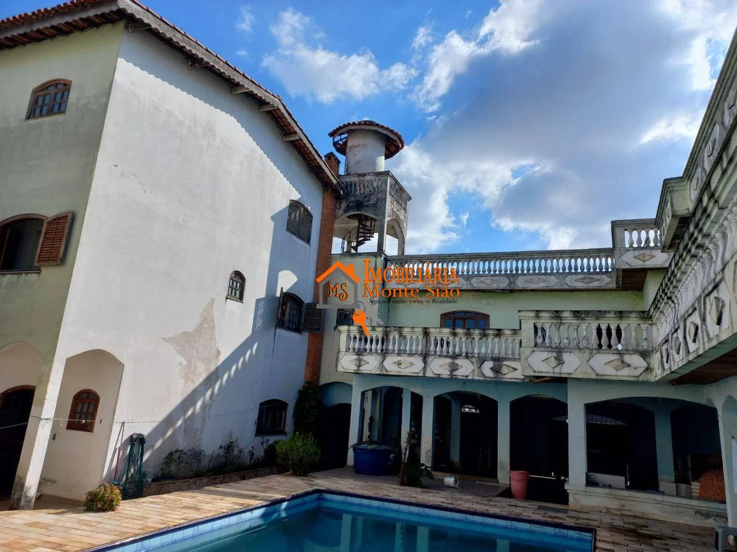 Imagem Sobrado com 5 dormitórios à venda, 600 m² por R$ 2.438.000,00 - Jardim Vila Galvão - Guarulhos/SP