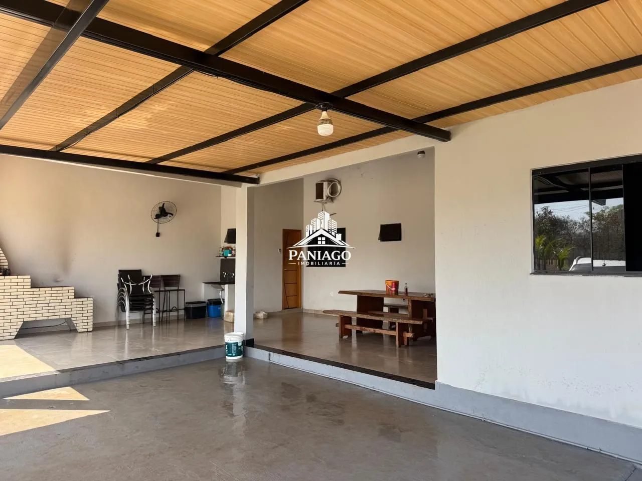 Imagem Casa com Piscina e Acesso ao Rio Cuiabá - Porteira Fechada