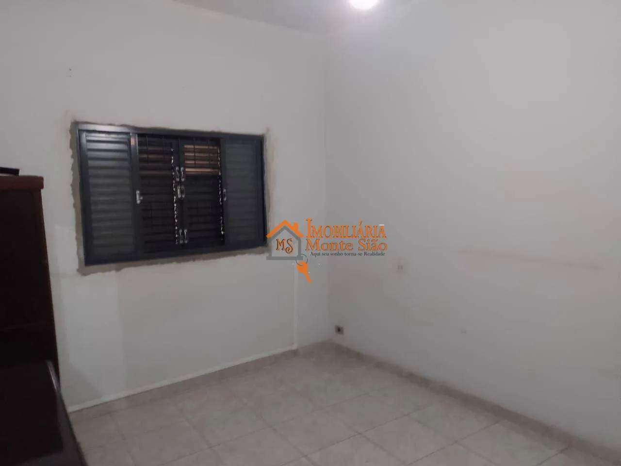 Imagem Sobrado com 2 dormitórios à venda, 147 m² por R$ 371.000,00 - Jardim Ema - Guarulhos/SP