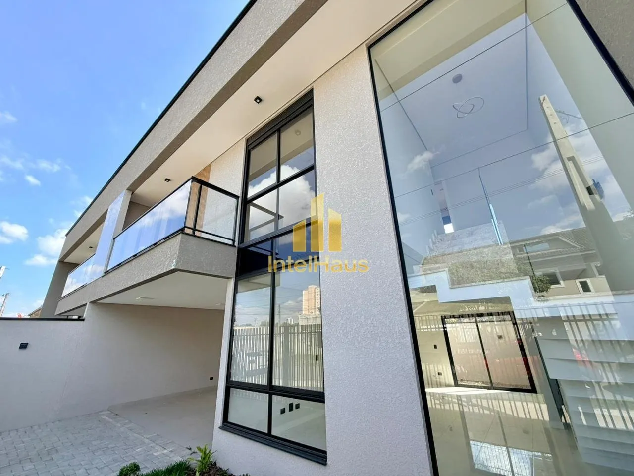 Imagem Excelente sobrado de alto padrão com 155 m² de área construída, localizado no bairro Cidade Jard...