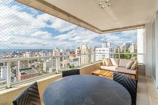 Imagem Cobertura para Venda - 626m², 6 dormitórios, sendo 6 suites, 7 vagas - Rio Branco
