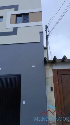 Imagem Sobrado novo com 2 Quartos e 2 banheiros à Venda, 136 m por R$ 550.000