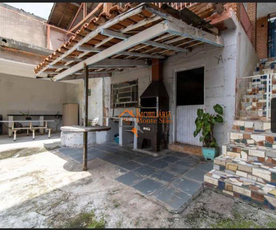 Imagem Casa com 3 dormitórios à venda, 252 m² por R$ 350.000,00 - Jardim São Domingos - Guarulhos/SP