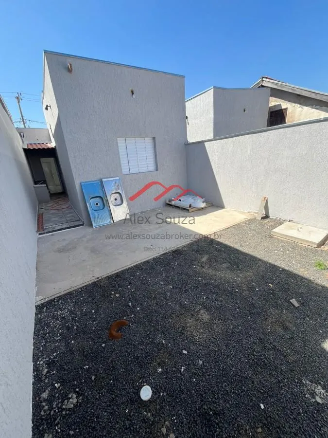 Imagem Casa para Venda em Sumaré, Parque Bandeirantes I (Nova Veneza), 2 dormitórios, 1 suíte, 2 banheiros, 2 vagas