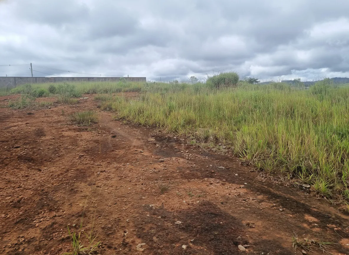 Imagem Terreno 300 m² à venda em Região Urbana Homogênea XVI, Poços de Caldas