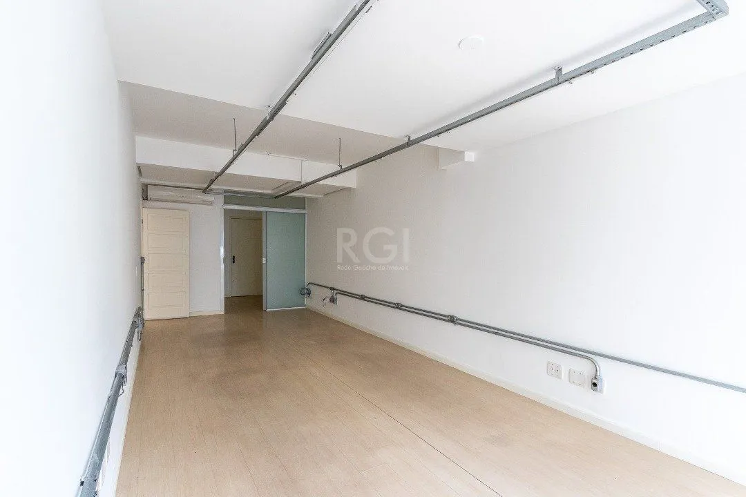 Imagem Conjunto/Sala para Venda - 83.48m², 0 dormitórios, Cidade Baixa
