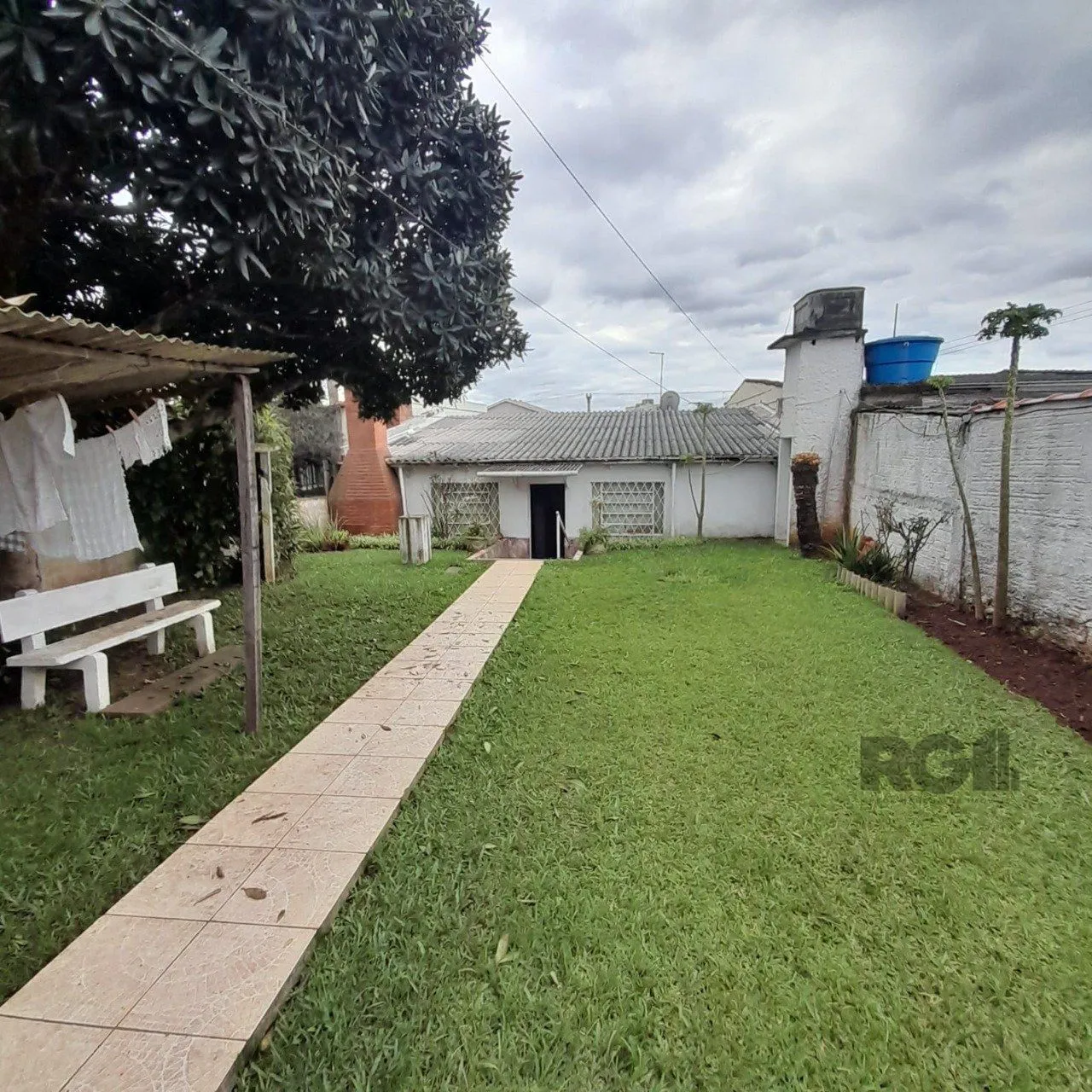 Imagem Casa 2 dormitórios, vaga de garagem, bairro São Judas Tadeu