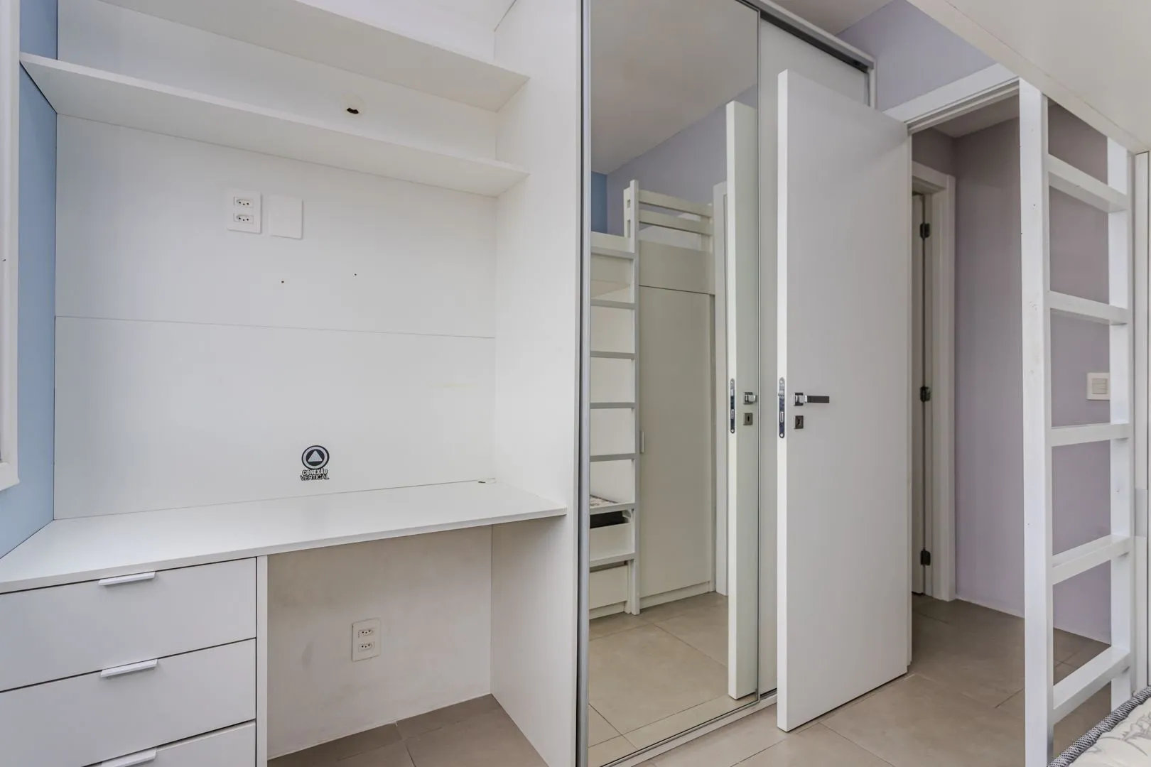 Imagem Apartamento no Jardim Lindóia de 2 dormitórios vaga e infra
