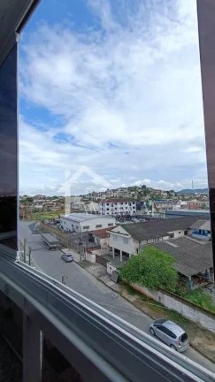 Imagem APARTAMENTO SEMIMOBILIADO COM 1 SUÍTE + 2 QUARTOS NO FÁTIMA