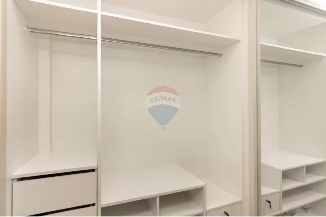 Imagem Apartamento 2 quartos, 2 banheiros, 2 vagas cobertas + depósito