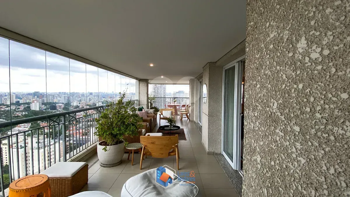 Imagem Apartamento para venda em Sumaré com 4 quartos, sendo 4 suítes, 258m²