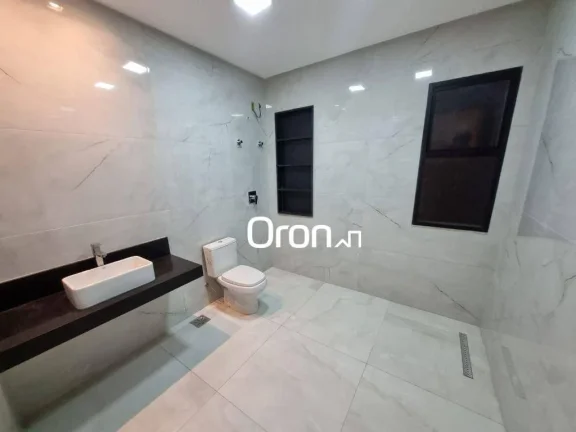 Imagem Sobrado à venda, 265 m² por R$ 1.750.000,00 - Jardins Capri - Senador Canedo/GO