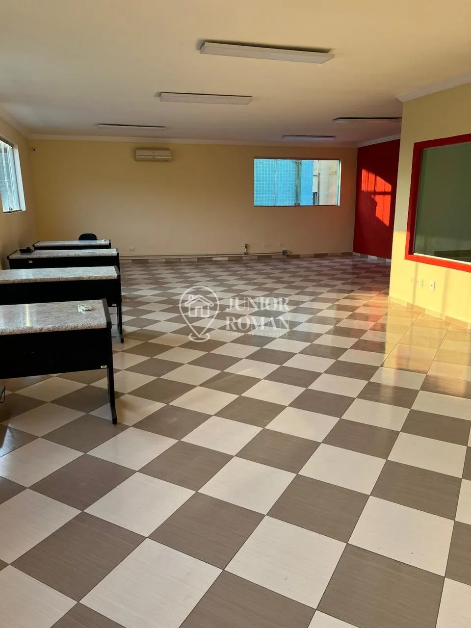 Foto do imóvel SALA COMERCIAL AMPLA 118m² - NOVA PETROPOLIS - SBC