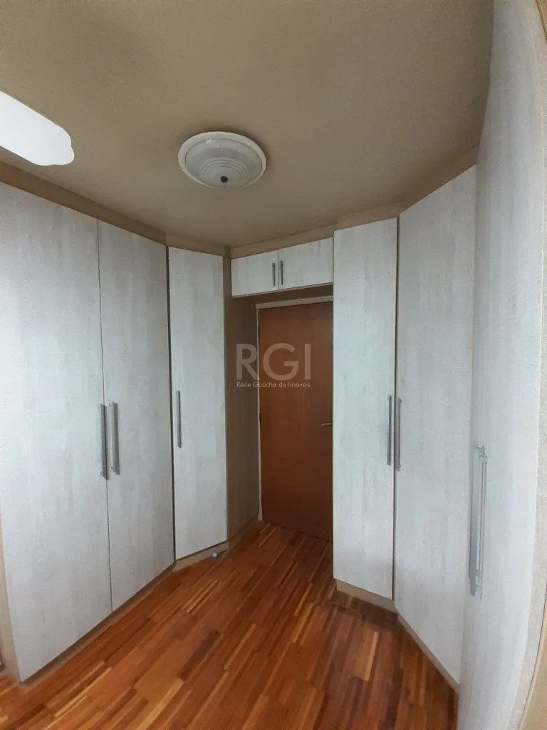 Imagem Casa 3 dormitórios, 2 suítes, 4 vagas, 257,52 m² de área privativa, no Bairro Ipanema