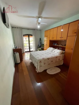 Imagem Casa à venda com 179m², 3 quartos e 2 vagas - Jardim Umarizal