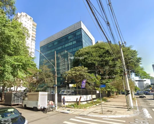 Foto do imóvel Prédio comercial inteiro com 6870m² no Campo Belo.