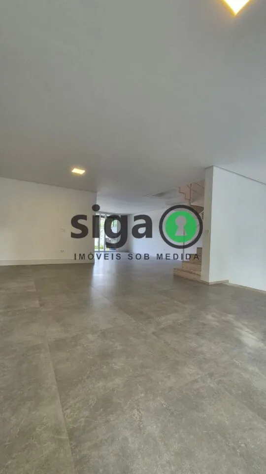 Imagem CASA DE CONDOMINO COM 4 QUARTOS TODAS SUITE COM AMPLO QUINTAL