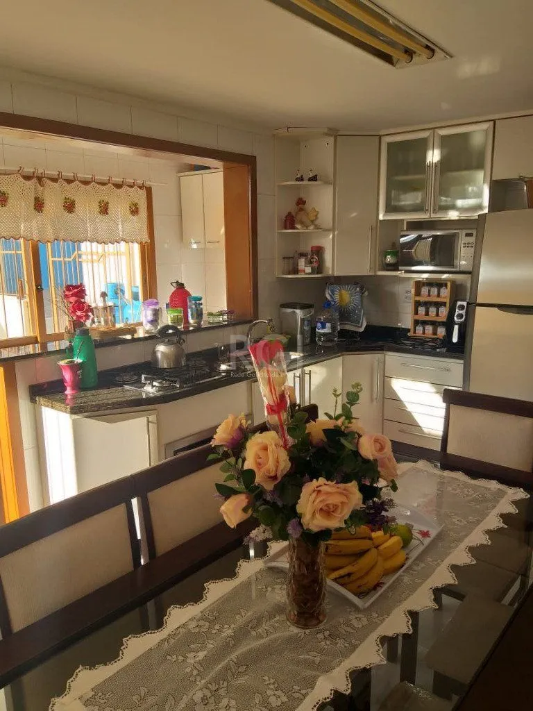 Imagem Casa Condominio para Venda - 237.24m², 3 dormitórios, sendo 1 suites, 2 vagas - Alto Petrópolis