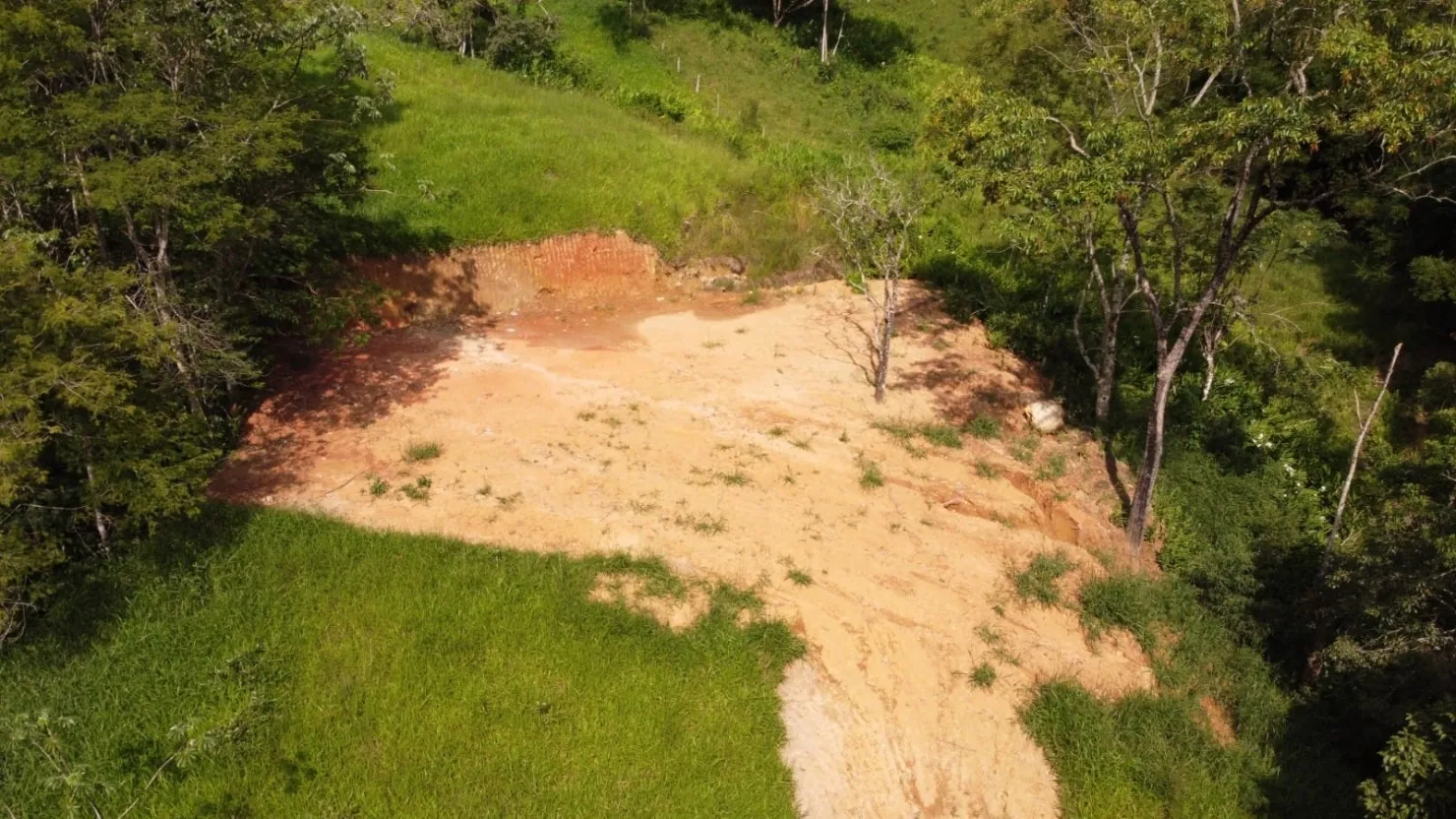 Imagem Chácara à venda 20000M², Graminha, Pindamonhangaba - SP