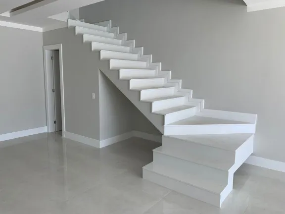 Foto do imóvel Casa com 4 Quartos à Venda, 360 m² em Barra da Tijuca - Rio de Janeiro