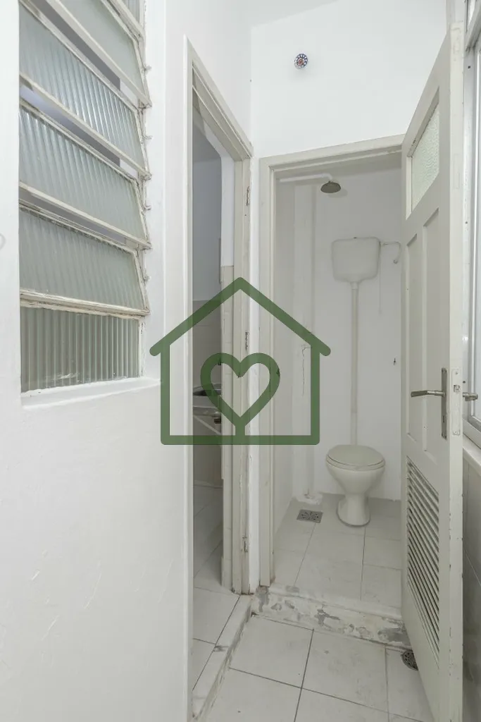 Imagem Apartamento à venda no bairro Bom Fim, em Porto Alegre, com 58m2 de área privativa, localizado em ...
