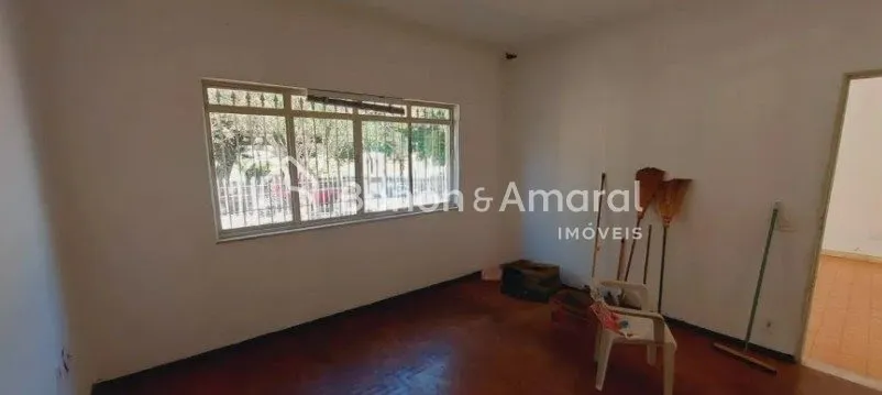 Imagem **Oportunidade Imperdível: Casa Térrea à Venda no Barão Geraldo - Campinas/SP**