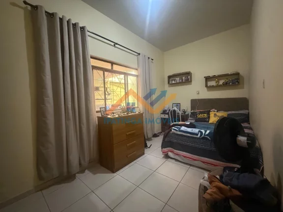 Imagem Casa Comercial em Esperança - Ipatinga