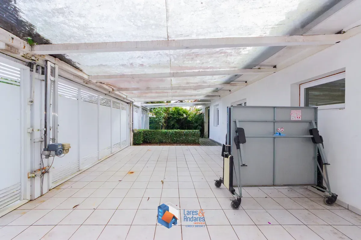 Imagem Casa para venda em Jardim Santa Helena com 4 quartos, sendo 2 suítes, 280m²