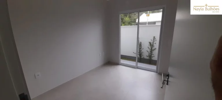 Imagem CASA RESIDENCIAL em SÃO JOSÉ - SC, FORQUILHAS