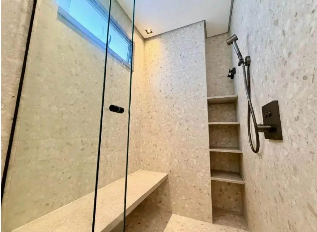 Imagem Apto com 184m² com 3 suítes e 3 vagas para Venda ou Locação na Vila Romana sem mobília