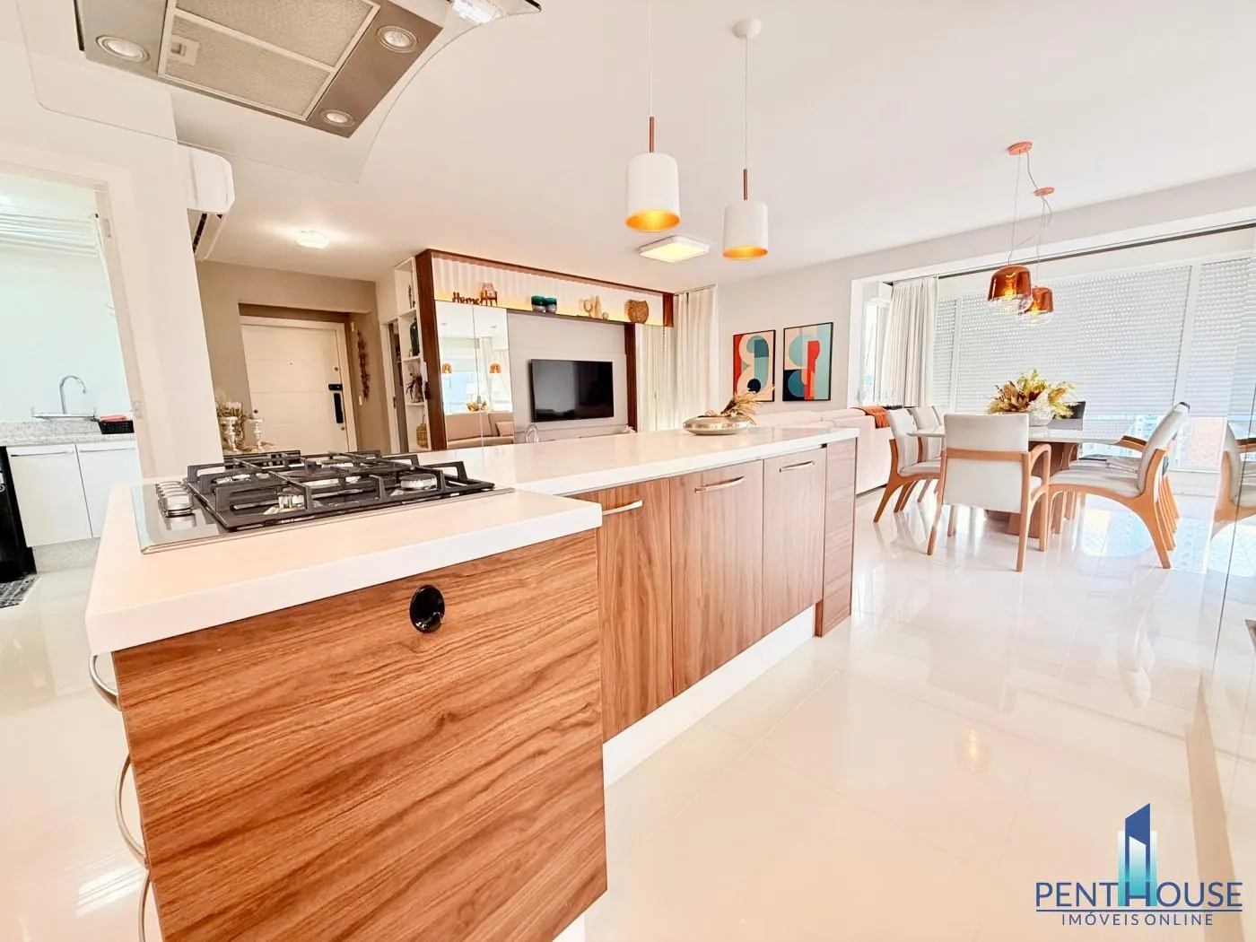 Imagem Apartamento Quadra Mar para Venda em Balneário Camboriú, CENTRO, 3 dormitórios, 3 suítes, 4 banheiros, 4 vagas