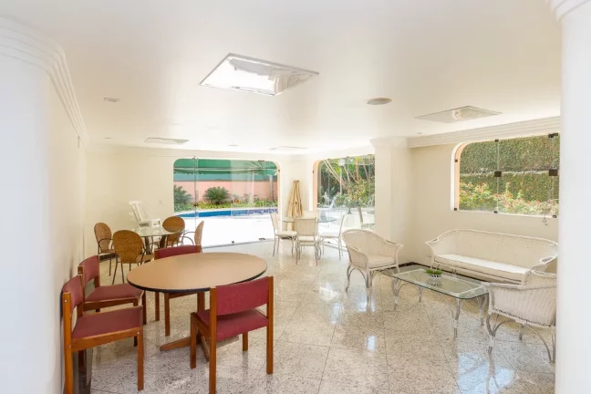 Imagem Apartamento à venda em São Paulo, Moema, com 3 quartos, 210m2