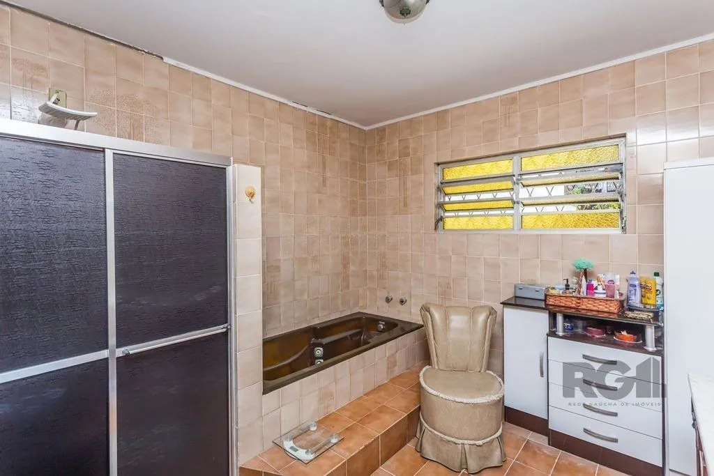 Imagem Casa 210m² - 3 dormitórios, 2 vagas