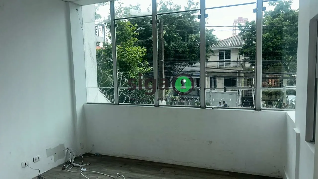 Imagem Prédio Comercial 260m² a 800m Metrô Tatuapé | Versátil e C/ Vagas.