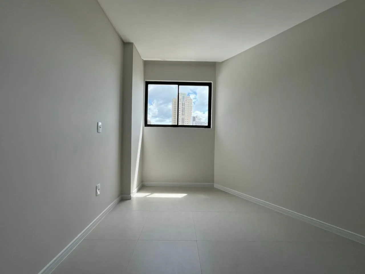 Imagem Apartamento com vista para o mar à venda com 62.58m2 por R$ 850.000,00