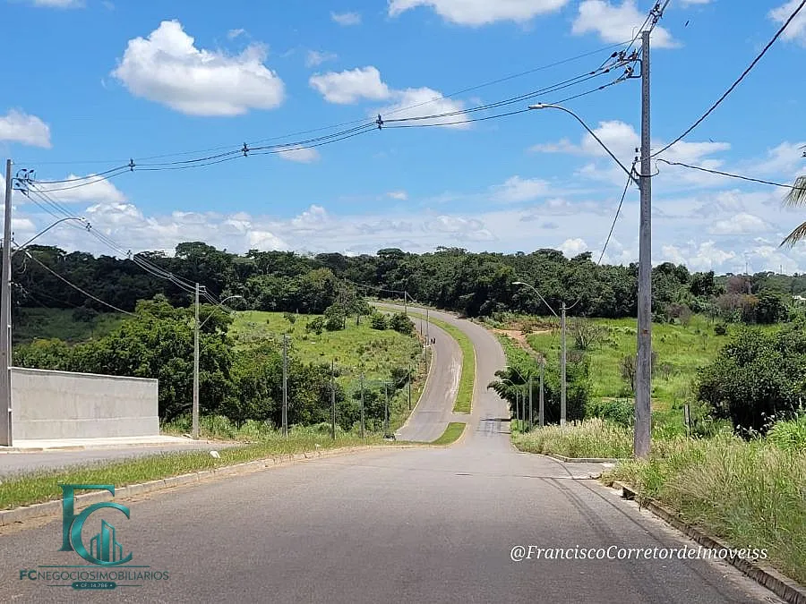 Imagem MAIS QUE UM LOTE: UMA OPORTUNIDADE DE INVESTIR NO SEU FUTURO