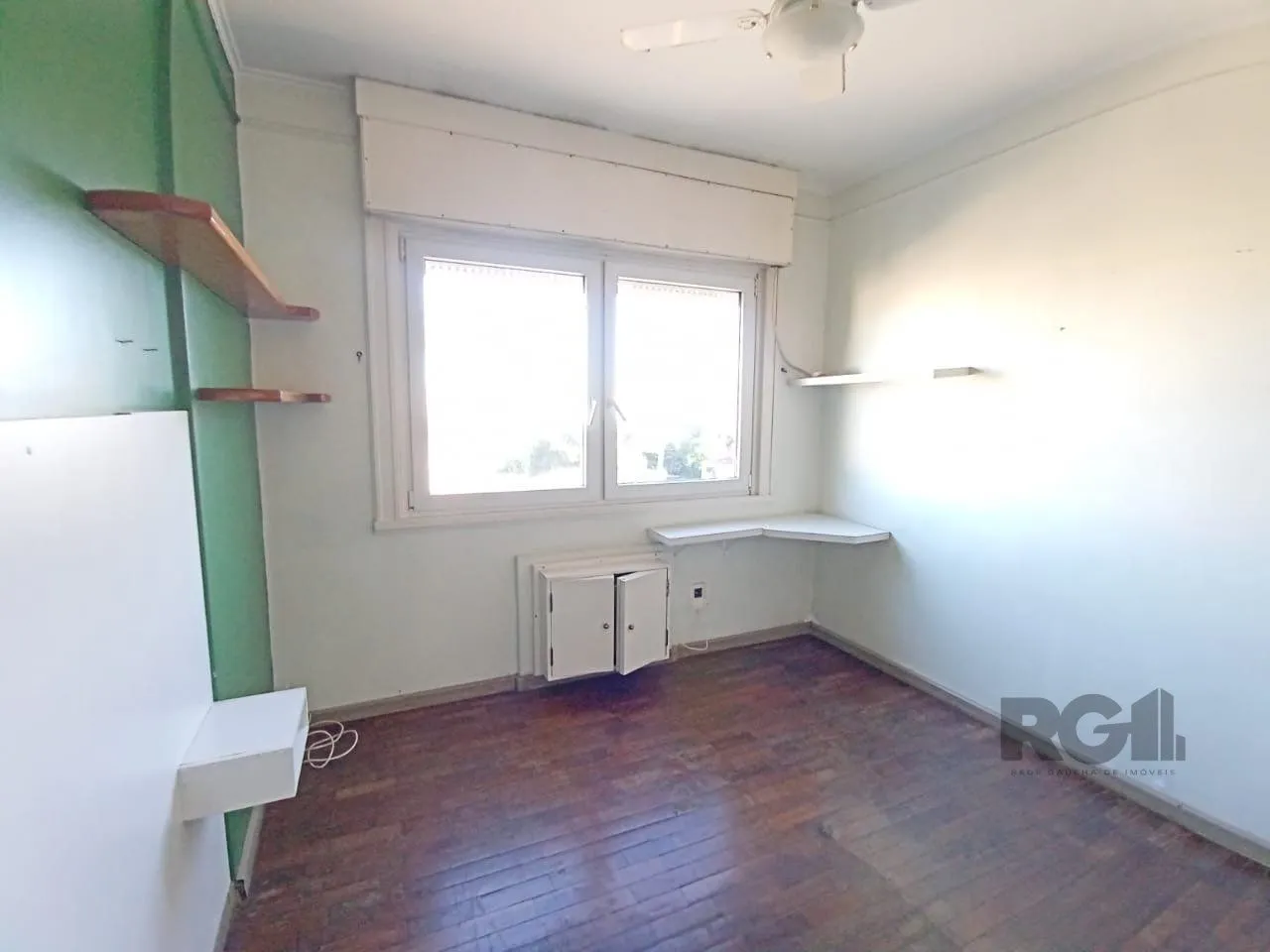 Imagem Apartamento para Venda - 129.16m², 5 dormitórios, 1 vaga - Petrópolis