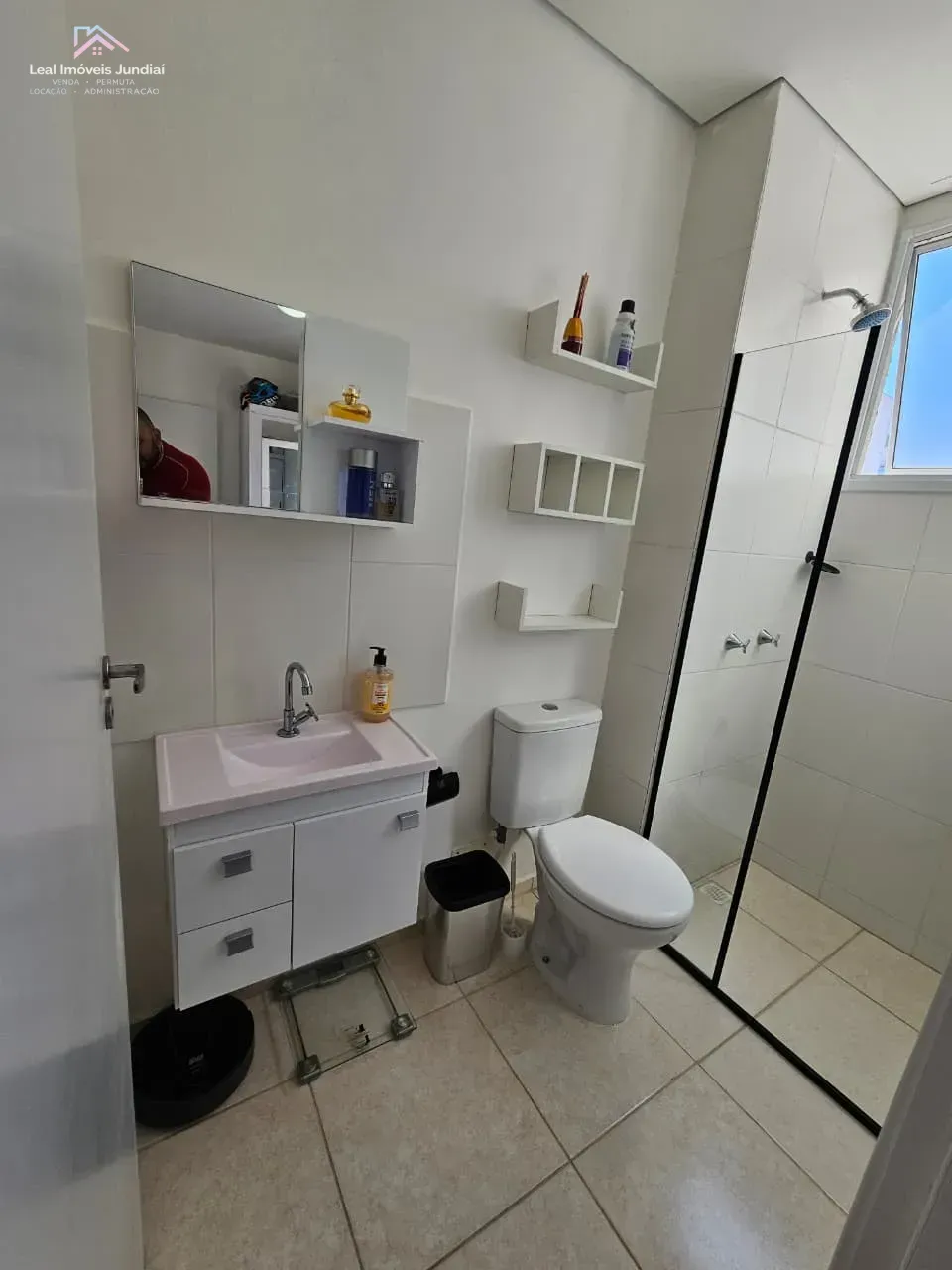Imagem Apartamento à venda - Área útil 60 m2 com 3 dormitórios sendo 1 suíte - 1 vaga - Residencial Cenário