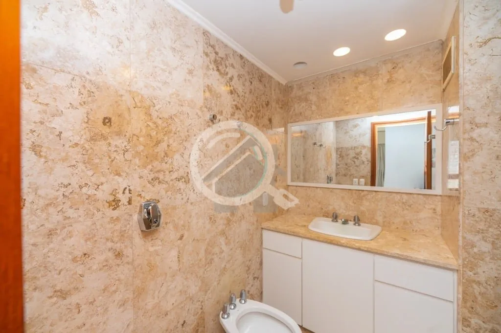 Imagem Esta raridade vai te encantar, uma oportunidade única. Apartamento com piscina privativa na sacada,...