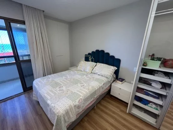 Imagem Apartamento alto luxo com três suítes amplo living vista mar a venda na Colina A em Patamares