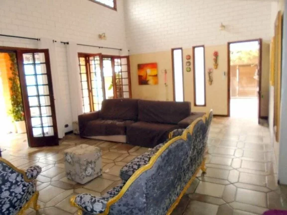 Imagem LINDA CASA DE 4 DORMITORIOS E PISCINA - PERMUTA ABCD SP