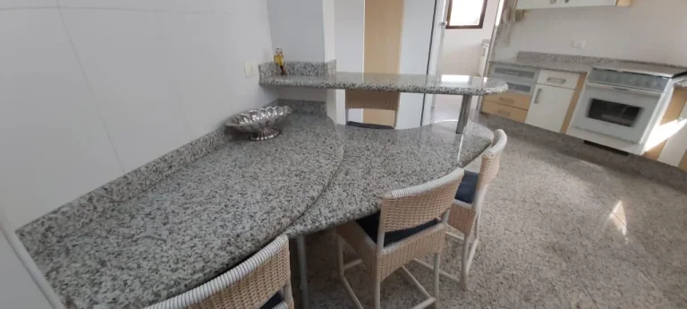 Imagem Ed. Lygia Guidotti Alves- Centro - Alto padrão, 1 por andar, 256 m² de área útil, com 4 dormitó...