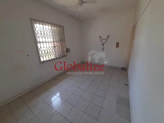 Foto do imóvel Casa com 3 dormitórios e 2 vagas à venda no Macuco em Santos R$ 900.000,00